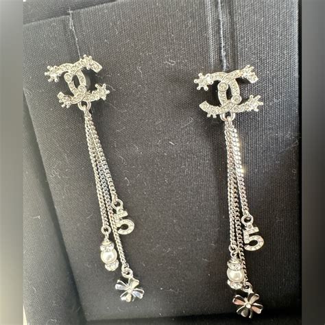chanel 23p earrings